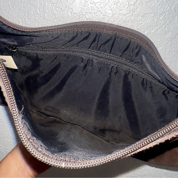 Chocolate Suede Handbag with Brown Faux Leather Handle Strap Purse Old Navy - Picture 3 of 10